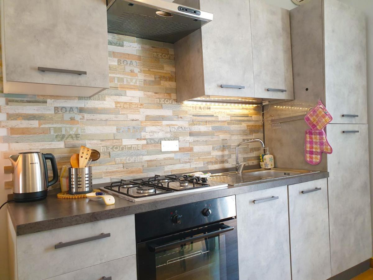 Baribello Apartment - 3 Bedrooms 3 Bathrooms - Bari Central Station Bagian luar foto